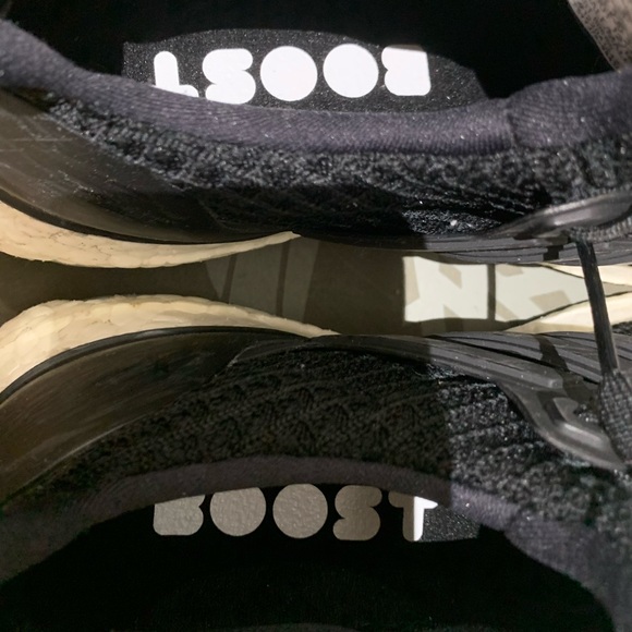 ULTRABOOST Adidas - Picture 6 of 6